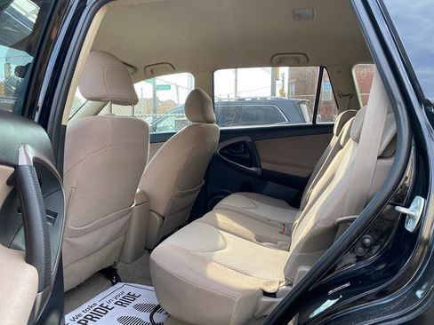 Used 2007 Toyota RAV4 2WD image 29