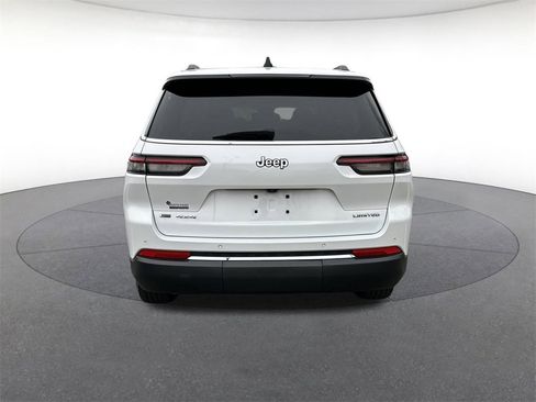 Used 2022 Jeep Grand Cherokee L Limited w/ Trailer Tow Group (B) image 4