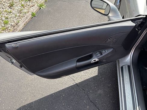 Used 2008 Chevrolet Corvette Convertible w/ Preferred Equipment Group image 16