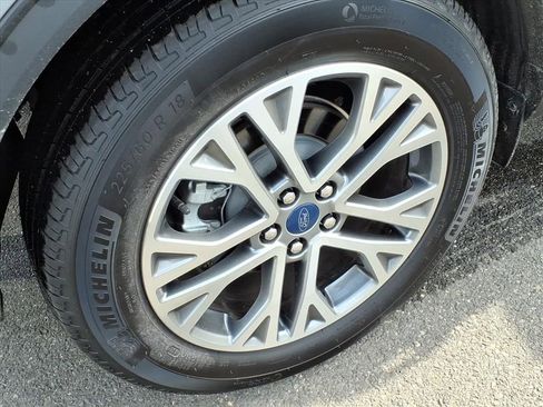 Used 2022 Ford Escape SEL image 7