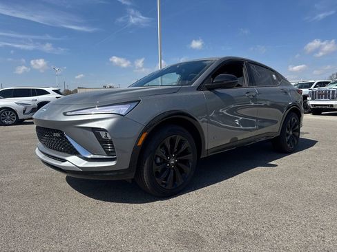 New 2026 Buick Envista Sport Touring image 2