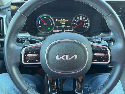 Used 2023 Kia Sorento EX image 21