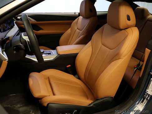 Used 2025 BMW 430i xDrive Coupe w/ Premium Package image 10