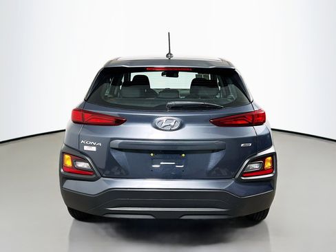 Used 2021 Hyundai Kona SE image 6