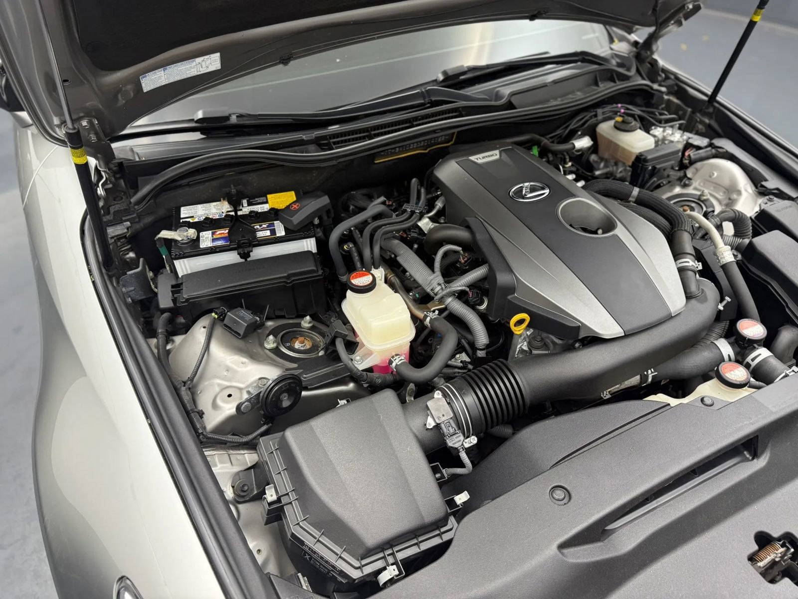 Used 2016 Lexus IS 200t RWD image 16