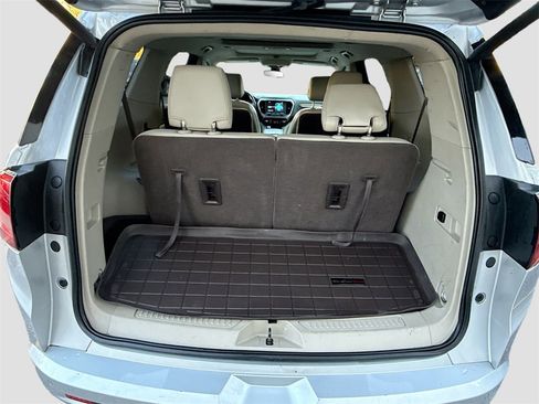 Used 2017 GMC Acadia Denali w/ Technology Package image 29