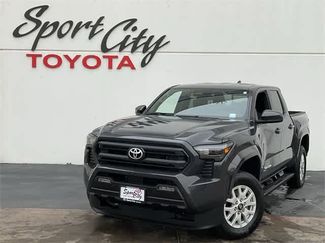 Certified 2025 Toyota Tacoma SR5 video 1