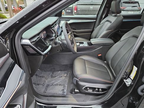 Used 2024 Jeep Wagoneer Launch Edition image 14