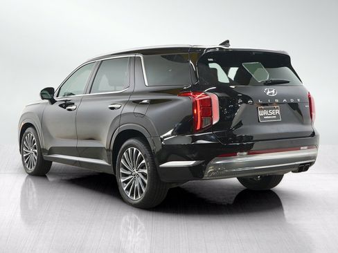 Used 2024 Hyundai Palisade Calligraphy AWD/4WD image 3