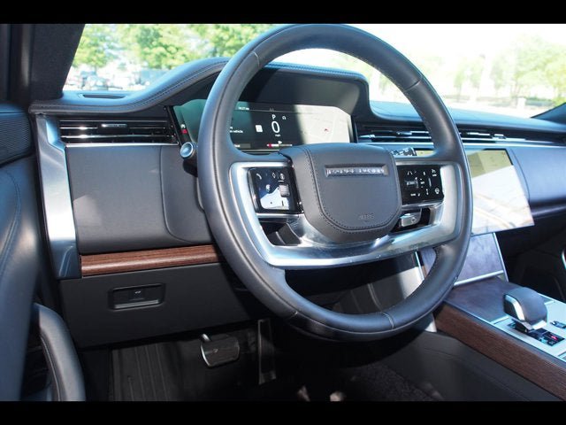 Used 2025 Land Rover Range Rover Long Wheelbase SE AWD/4WD image 21