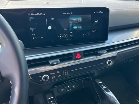 Certified 2025 Kia Sorento EX w/ EX Panoramic Sunroof Package AWD/4WD image 17
