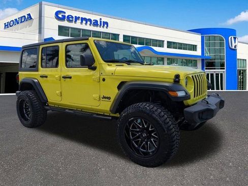 Used 2024 Jeep Wrangler Unlimited Sport AWD/4WD image 3
