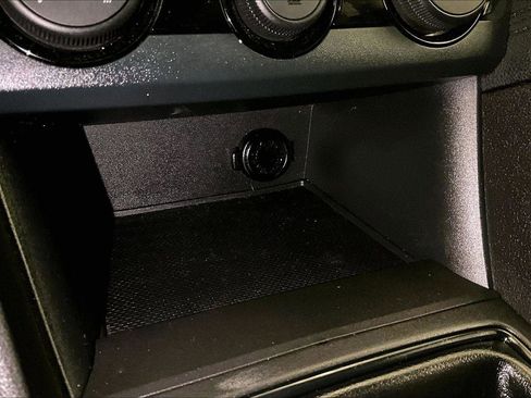 Used 2018 Subaru Crosstrek 2.0i Premium image 31