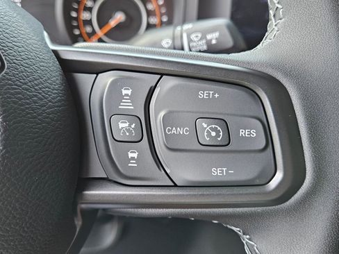 New 2025 Jeep Gladiator Sport image 27