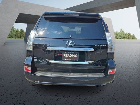 Used 2019 Lexus GX 460 image 5