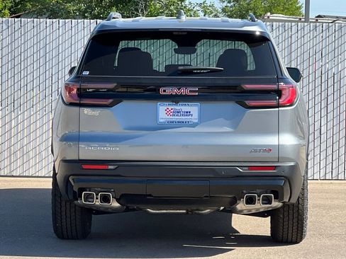 New 2026 GMC Acadia AT4 w/ Super Cruise Package AWD/4WD image 5