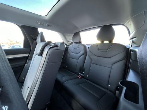 New 2025 Volvo EX90 Ultra image 14