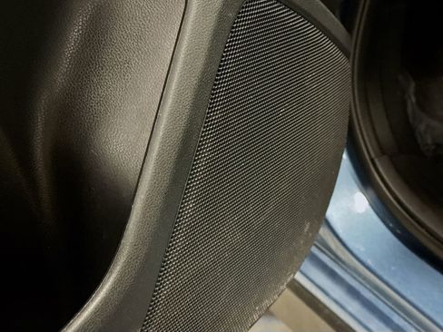 Used 2021 Subaru Crosstrek 2.0i Premium w/ Moonroof Package image 22