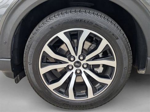 Used 2020 Ford Explorer ST w/ Premium Technology Package image 27