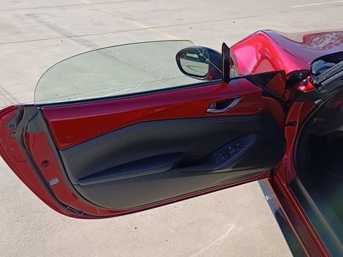 New 2025 MAZDA MX-5 Miata Grand Touring w/ Appearance Package image 13
