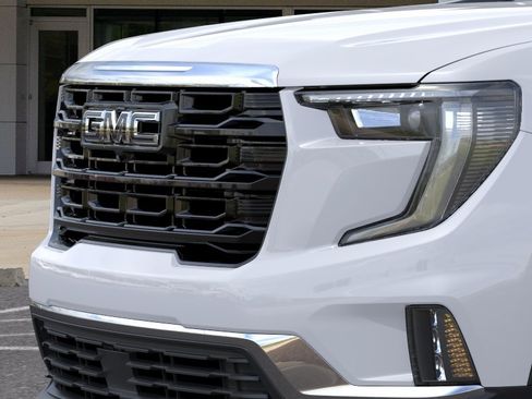 New 2026 GMC Acadia Elevation w/ Black Edition FWD image 15