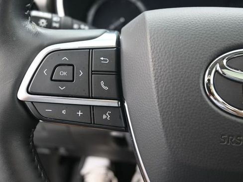 Used 2021 Toyota Highlander Limited AWD/4WD image 15