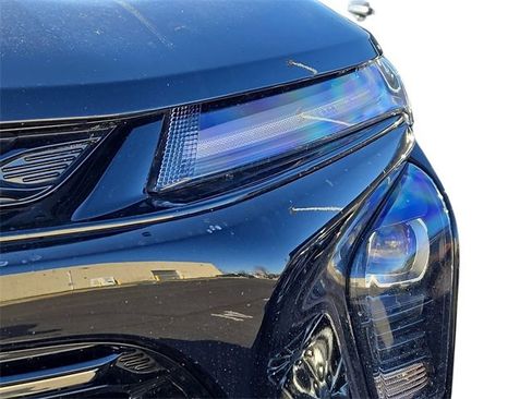 Used 2025 Chevrolet Trax ACTIV w/ Driver Confidence Package image 8