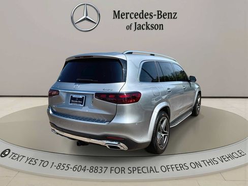 Used 2024 Mercedes-Benz GLS 450 4MATIC image 8
