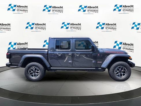 New 2026 Jeep Gladiator Rubicon w/ Safety Group AWD/4WD image 6