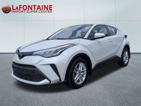 Certified 2020 Toyota C-HR LE image 1