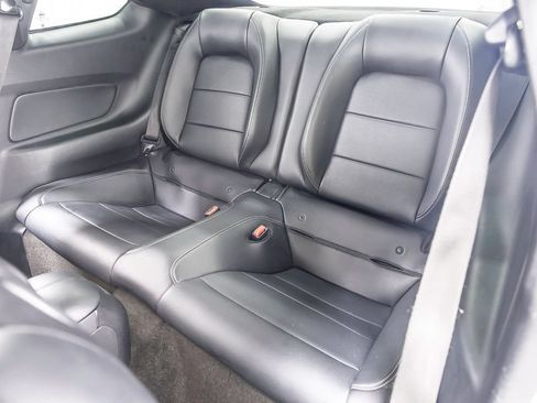 Used 2015 Ford Mustang GT Premium RWD image 33