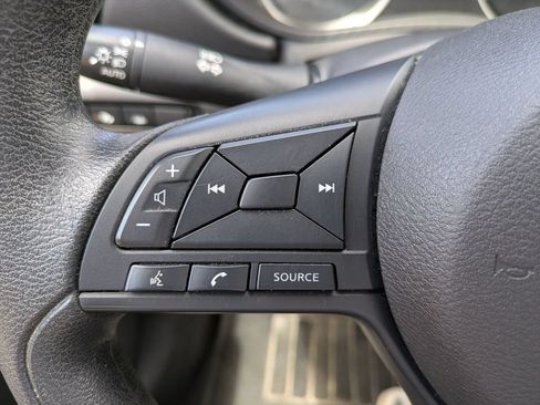 Certified 2025 Nissan Versa S FWD image 23
