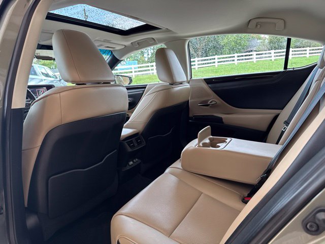 Used 2019 Lexus ES 350 w/ Premium Package FWD image 31