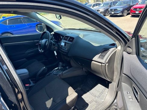 Used 2016 Mitsubishi Outlander Sport ES FWD image 22