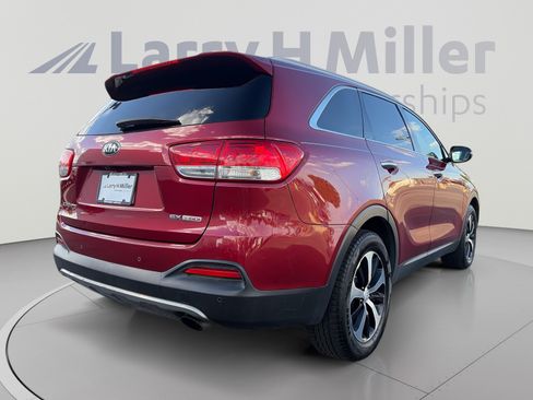 Used 2017 Kia Sorento EX w/ EX Premium Package FWD image 5