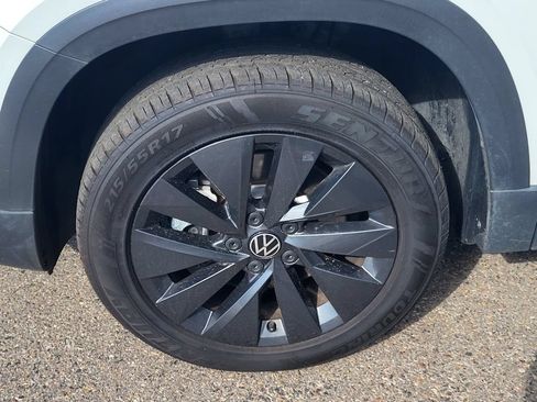 Used 2022 Volkswagen Taos S w/ IQ Drive S Package FWD image 9