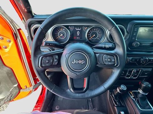 Used 2018 Jeep Wrangler Unlimited Sport S AWD/4WD image 11