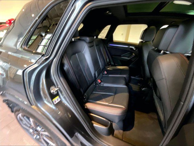 Certified 2025 Audi Q3 2.0T Premium Plus w/ Premium Plus Package AWD/4WD image 24
