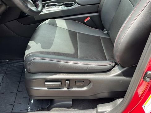 Used 2025 Honda Passport Black Edition image 28
