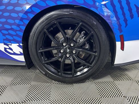 Used 2025 Ford Mustang Coupe image 10