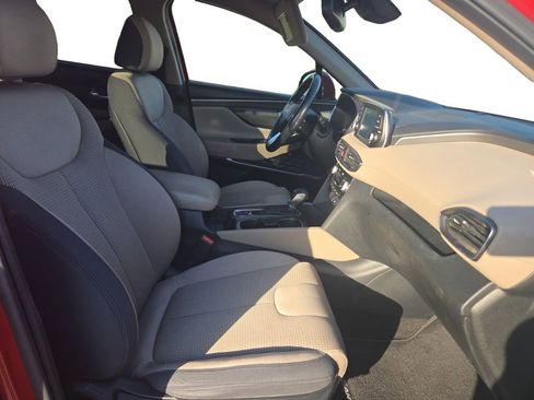 Used 2019 Hyundai Santa Fe SEL image 15