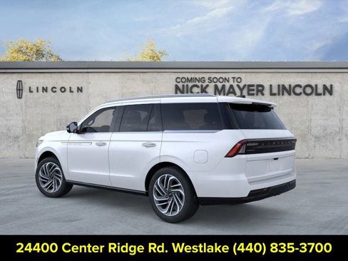 New 2026 Lincoln Navigator Reserve AWD/4WD image 4