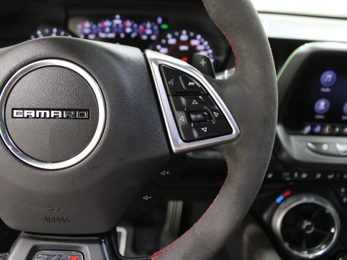 Used 2019 Chevrolet Camaro ZL1 image 12