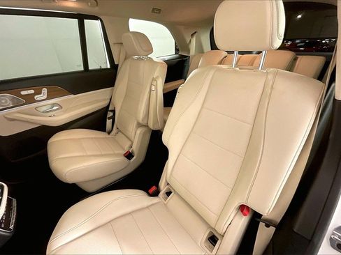 Certified 2023 Mercedes-Benz GLS 450 4MATIC image 18