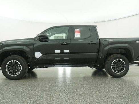 New 2025 Toyota Tacoma TRD Sport image 19