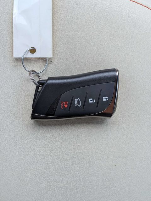 Used 2024 Lexus NX 250 FWD w/ Towing Package (2000 Lbs) image 34