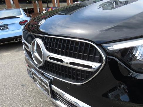 Used 2026 Mercedes-Benz GLC 350e 4MATIC image 26