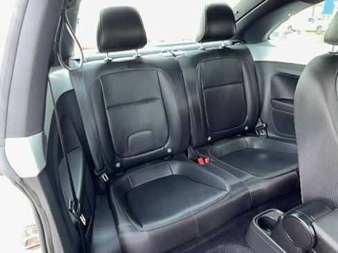 Used 2013 Volkswagen Beetle 2.5 FWD image 20