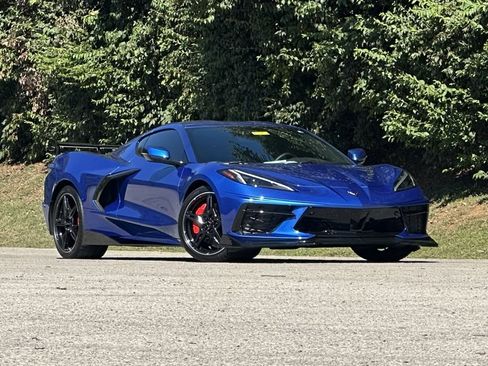 Used 2020 Chevrolet Corvette Stingray Preferred Cpe w/ 2LT Preferred Equipment Group image 2