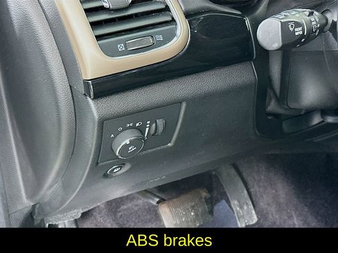 Used 2016 Jeep Grand Cherokee Laredo 75th Anniversary image 15